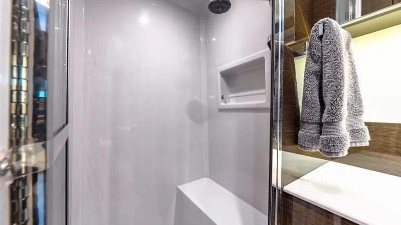 Slide: The Image of Cruisers Cantius 46 2019 - 23