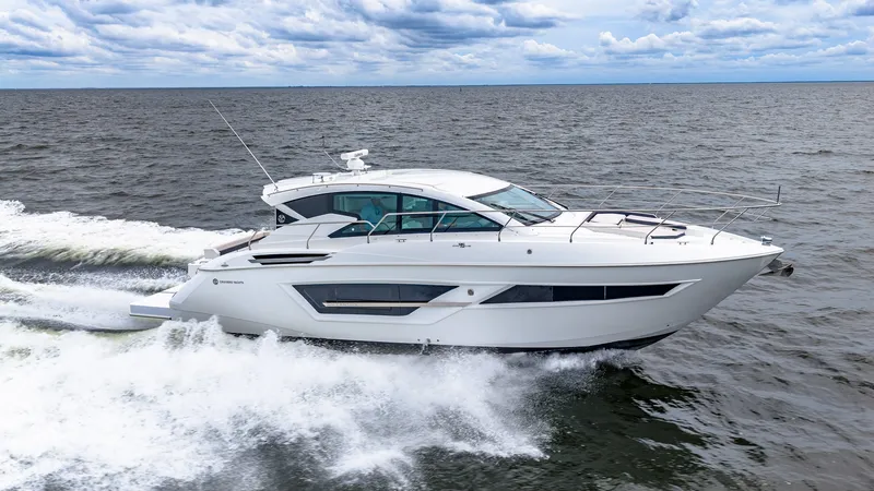 Slide: The Image of Cruisers Cantius 46 2019 - 87