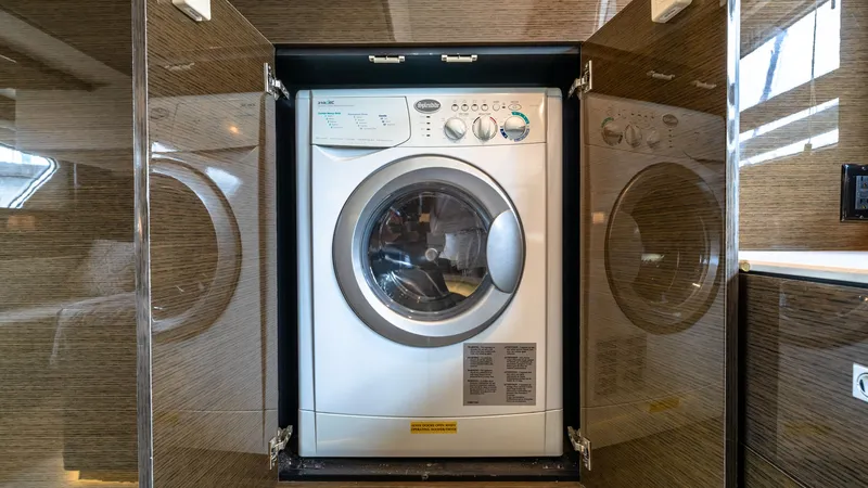 Slide: The Image of Cruisers Cantius 46 2019 - 21