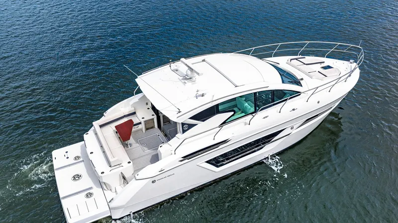 Slide: The Image of Cruisers Cantius 46 2019 - 60
