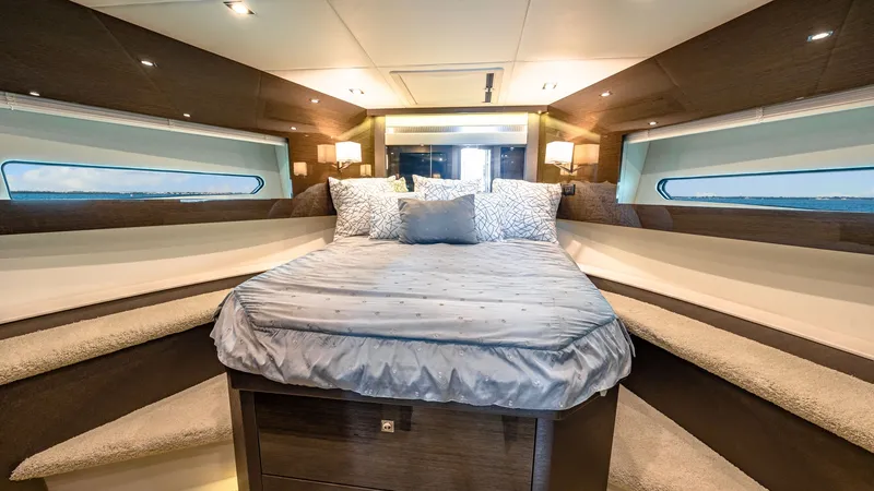 Slide: The Image of Cruisers Cantius 46 2019 - 24
