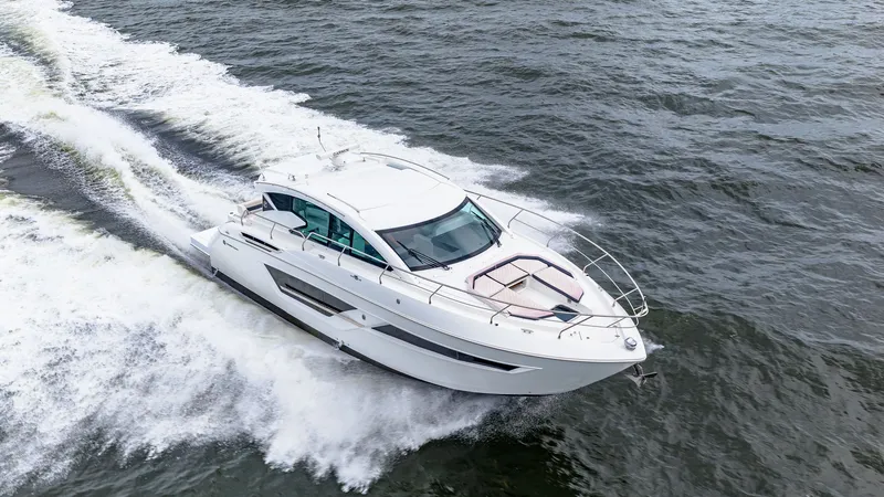 Slide: The Image of Cruisers Cantius 46 2019 - 90