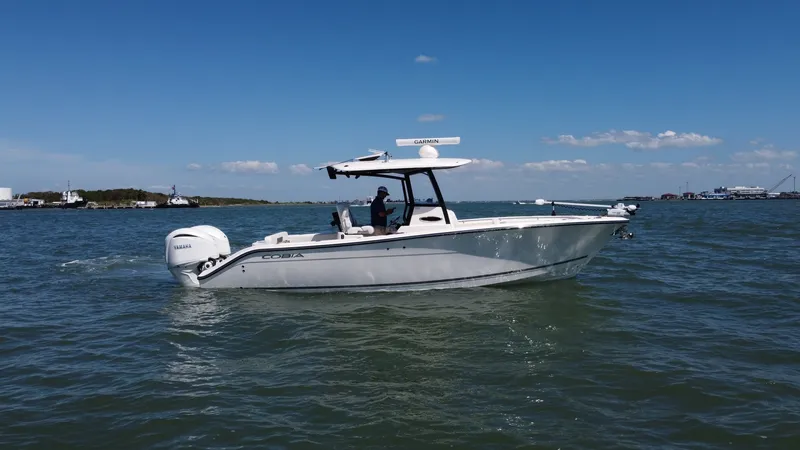 The Image of Cobia 280 Center Console 2023 - 0
