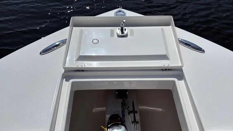 Slide: The Image of Regulator Marine 34 FS 2013 - 7