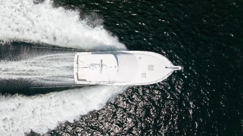Slide: The Image of Cabo 43 Convertible 2003 - 42