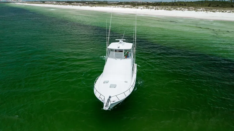 Slide: The Image of Cabo 43 Convertible 2003 - 37