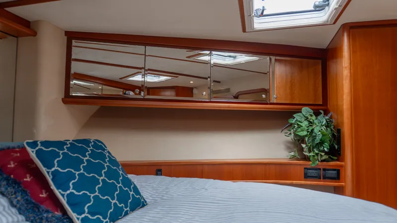 Slide: The Image of West Bay 70 Yachtfisher 2002 - 32