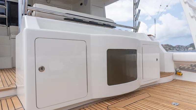 Slide: The Image of West Bay 70 Yachtfisher 2002 - 40