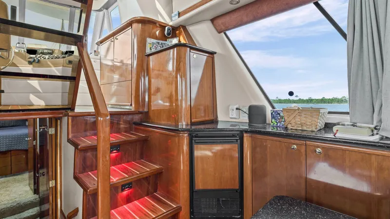 Slide: The Image of Meridian 490 SE Pilot House 2007 - 4