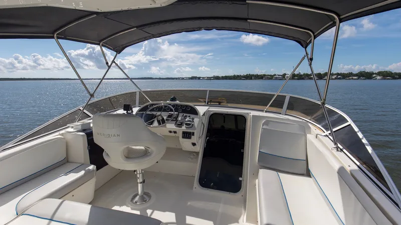 Slide: The Image of Meridian 490 SE Pilot House 2007 - 30