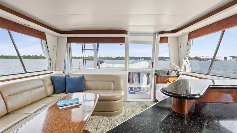 Slide: The Image of Meridian 490 SE Pilot House 2007 - 2