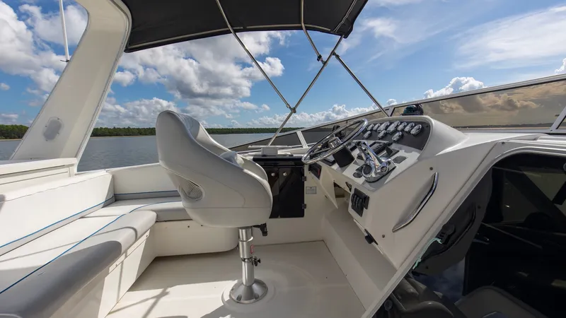 Slide: The Image of Meridian 490 SE Pilot House 2007 - 33