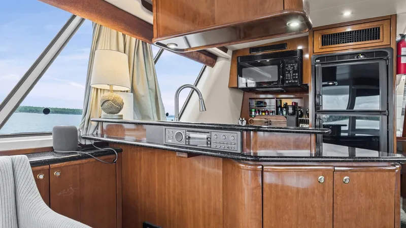 Slide: The Image of Meridian 490 SE Pilot House 2007 - 6