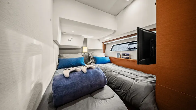 Slide: The Image of Prestige 500 Fly 2015 - 68