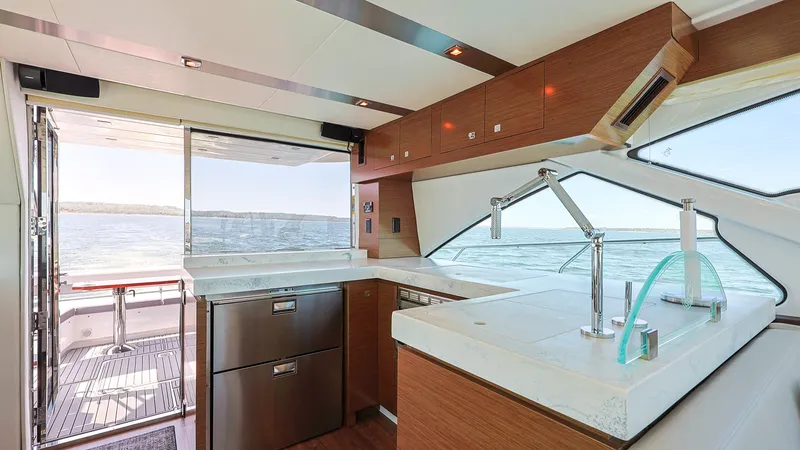 Slide: The Image of Cruisers 60 Cantius 2020 - 17