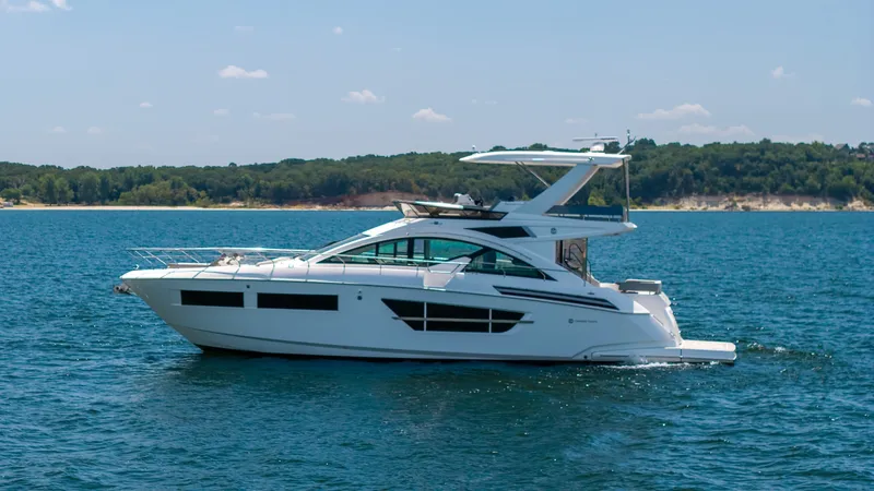 Slide: The Image of Cruisers 60 Cantius 2020 - 57