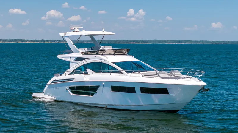 Slide: The Image of Cruisers 60 Cantius 2020 - 60