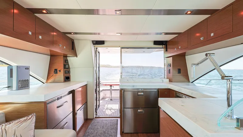 Slide: The Image of Cruisers 60 Cantius 2020 - 16