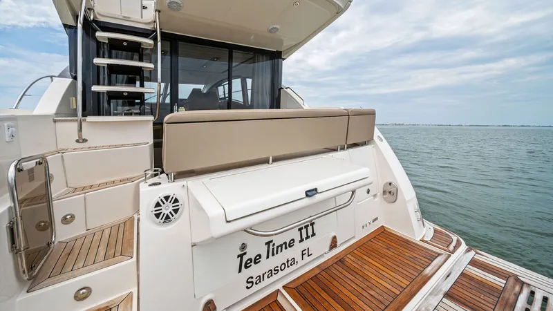 Slide: The Image of Sea Ray 400 fly 2018 - 9