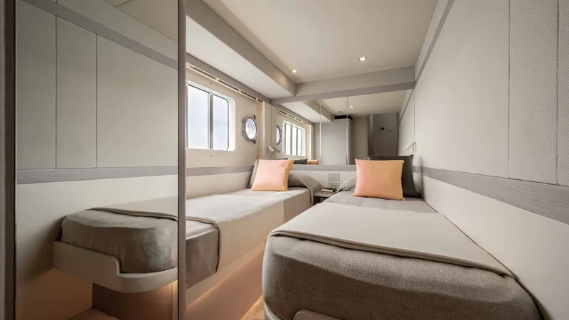 Slide: The Image of Absolute Navetta 50 2027 - 25