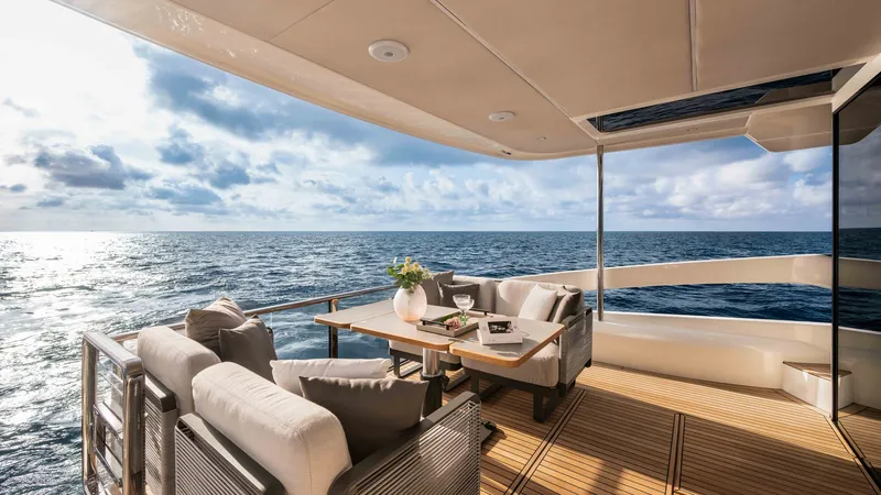 Slide: The Image of Absolute Navetta 50 2027 - 12