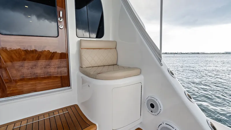 Slide: The Image of Viking 80 Enclosed Bridge 2016 - 113
