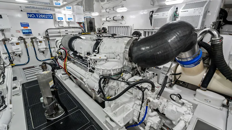 Slide: The Image of Viking 80 Enclosed Bridge 2016 - 116