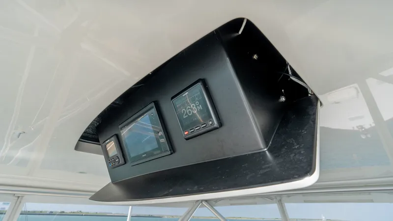 Slide: The Image of Viking 55 Convertible 2017 - 34