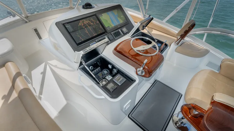 Slide: The Image of Viking 55 Convertible 2017 - 26