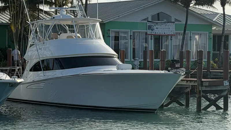 The Image of Viking 55 Convertible 2017 - undefined