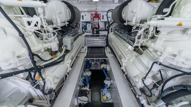 Slide: The Image of Viking 64 Convertible 2024 - 66