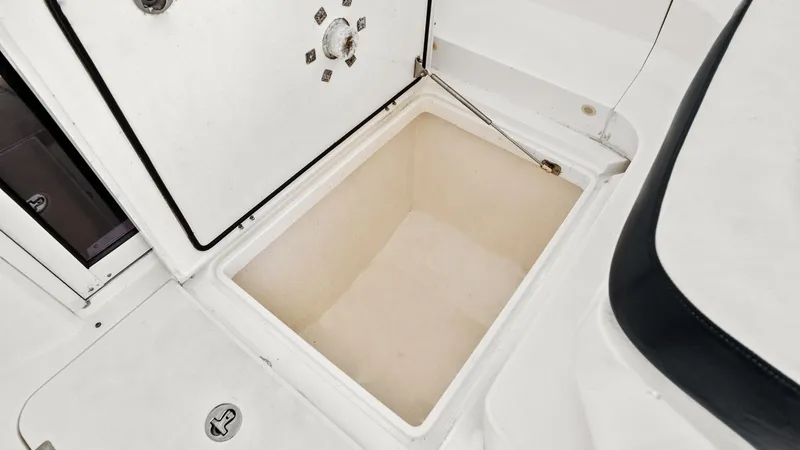 Slide: The Image of Sunseeker 37 Sport Tower 2005 - 11