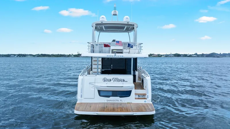 Slide: The Image of Absolute 52 Navetta 2024 - 102