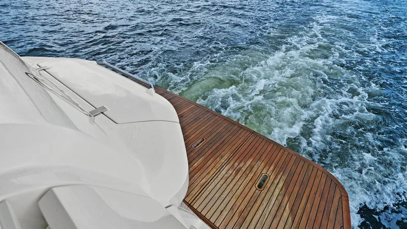 Slide: The Image of Absolute 52 Navetta 2024 - 108