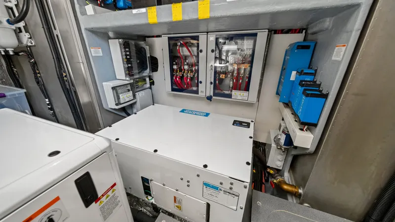 Slide: The Image of Absolute Navetta 58 2026 - 63