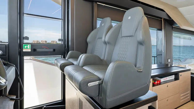Slide: The Image of Absolute Navetta 58 2026 - 32