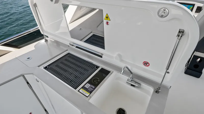 Slide: The Image of Absolute Navetta 58 2026 - 51