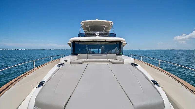 Slide: The Image of Absolute Navetta 58 2026 - 58