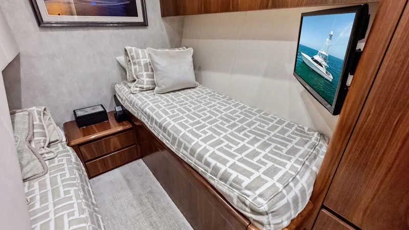 Slide: The Image of Viking 62 Convertible 2018 - 32