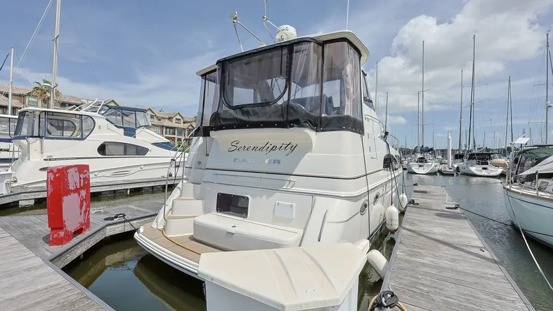 Slide: The Image of Carver Yachts 396 Motor Yacht 2006 - 38