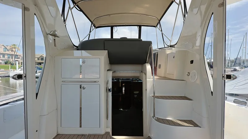 Slide: The Image of Carver Yachts 396 Motor Yacht 2006 - 36