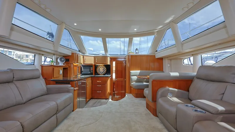 Slide: The Image of Carver Yachts 396 Motor Yacht 2006 - 18