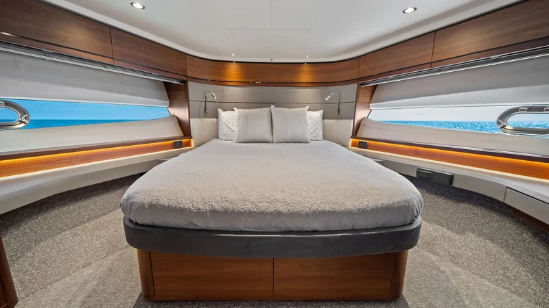 Slide: The Image of Princess V65 2019 - 18