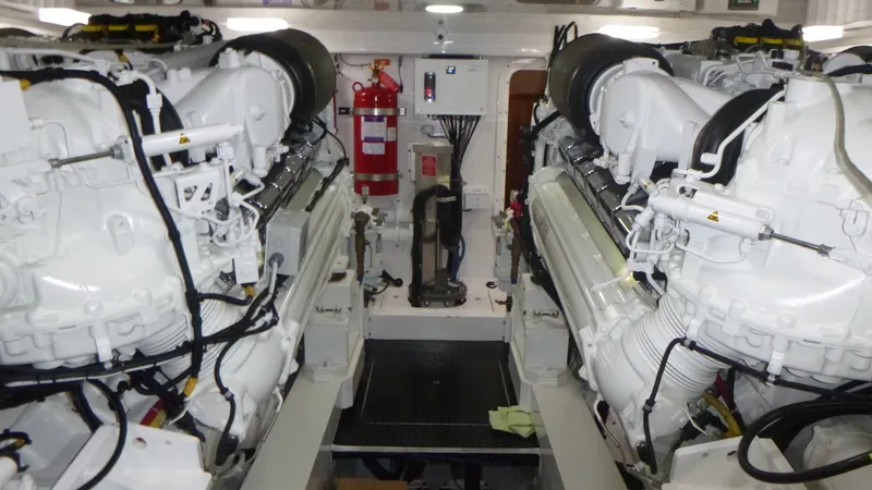 Slide: The Image of Viking 68 Convertible 2022 - 43