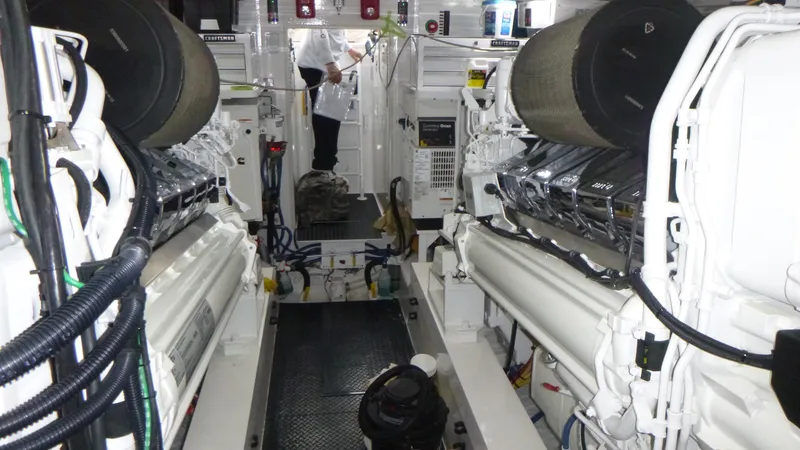 Slide: The Image of Viking 68 Convertible 2022 - 41