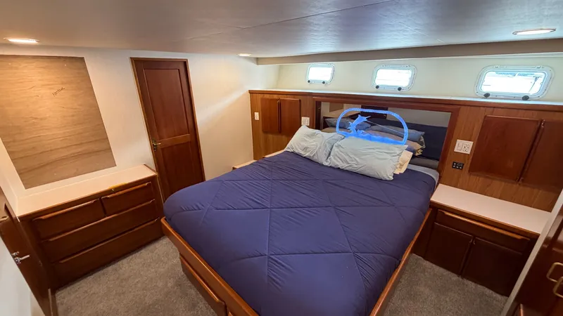 Slide: The Image of Jones-goodell Corp 96 Pilothouse 1984 - 21