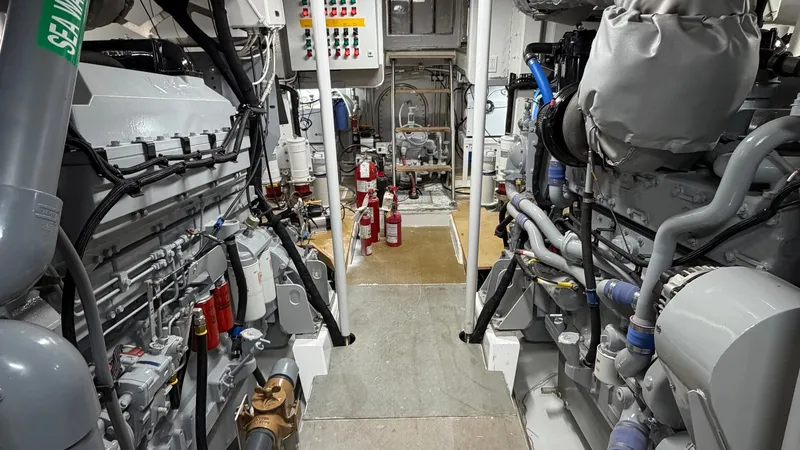 Slide: The Image of Jones-goodell Corp 96 Pilothouse 1984 - 28