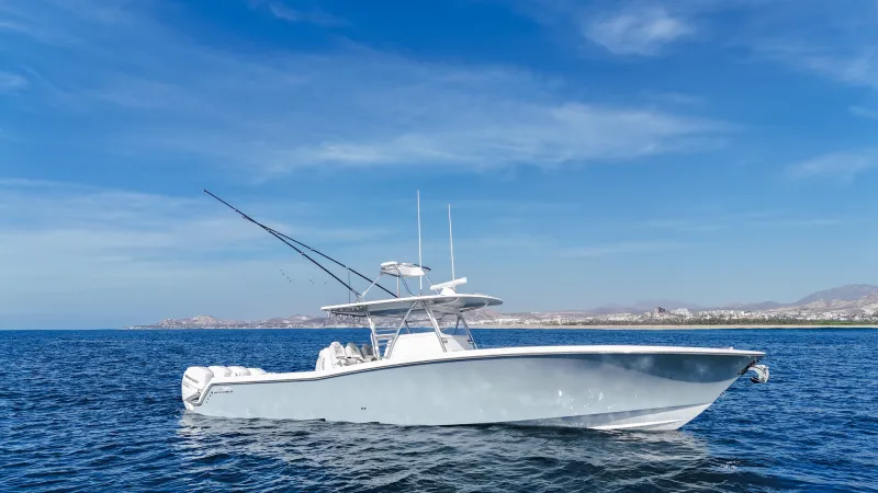 Slide: The Image of Invincible 42 Center Console 2021 - 25