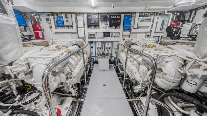 Slide: The Image of Ocean Alexander 28E 2024 - 65