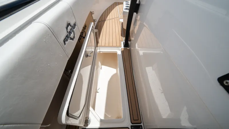 Slide: The Image of Fountain 34 TE 2021 - 13